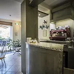 Riviera Blu فندق تيرّينْيا