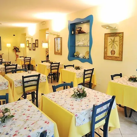 Riviera Blu Hotel 3*