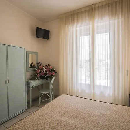 Riviera Blu Hotel 3*